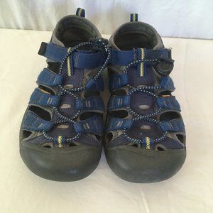 Keen Outdoor Sport Water Sandal Sz 4 Youth